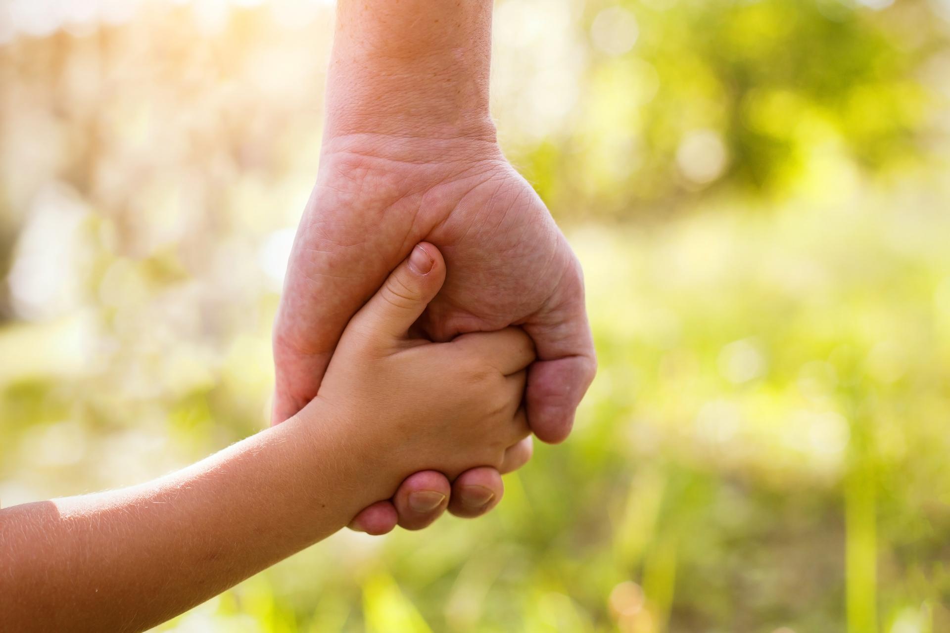 Read more about the article 4 Advantages of an Arizona Private Adoption Attorney for Birthmothers